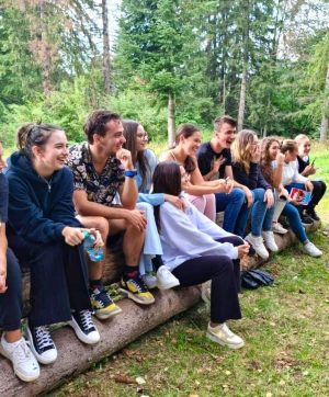 Read more about the article Salvati Copiii România a încheiat Tabăra Sănătății la care au participat 100 de lideri și voluntari activi din toată țara