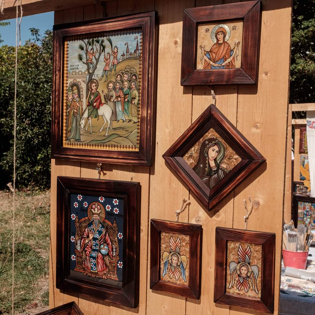 You are currently viewing Muzeul Național al Țăranului Român organizează, în septembrie, ”Târgul iconarilor și al meșterilor cruceri”