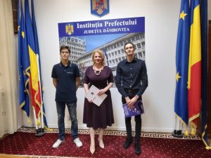 Read more about the article Protocol de colaborare între Instituția Prefectului și Consiliul Județean al Elevilor Dâmbovița