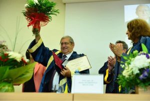 Read more about the article UVT i-a decernat, ieri, titlul Honoris Causa profesorului universitar Ion Cucui