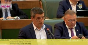 Read more about the article Senator, Dragoș Popescu: Poate cândva, când o avea România un ministru care să își dorească să protejeze mediul și nu grupurile de interese,  plasticul nu va mai domni peste tot