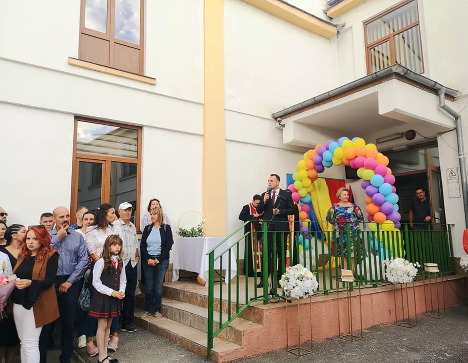 You are currently viewing Școlile târgoviștene sunt pregătite să întâmpine iarna, dă asigurări primarul municipiului Târgoviște