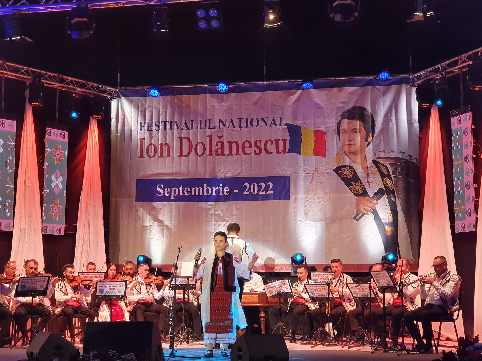 You are currently viewing Iubitorii muzicii populare sunt așteptați, în această seară, la Gala Laureaților Festivalului-Concurs Național Ion Dolănescu