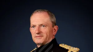 Read more about the article Românul Christopher Ghika, general maior și Comandor al Ordinului Imperiului Britanic, este responsabil cu organizarea ceremonialului funerar al Reginei Elisabeta a II-a