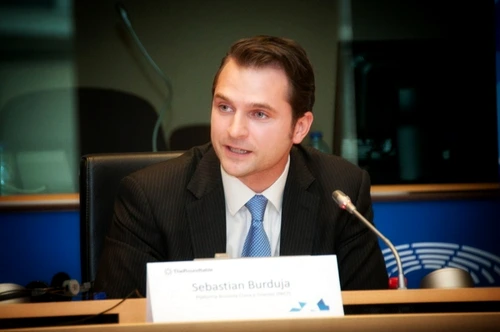 You are currently viewing Sebastian Burduja va fi numit interimar la Ministerul Educaţiei