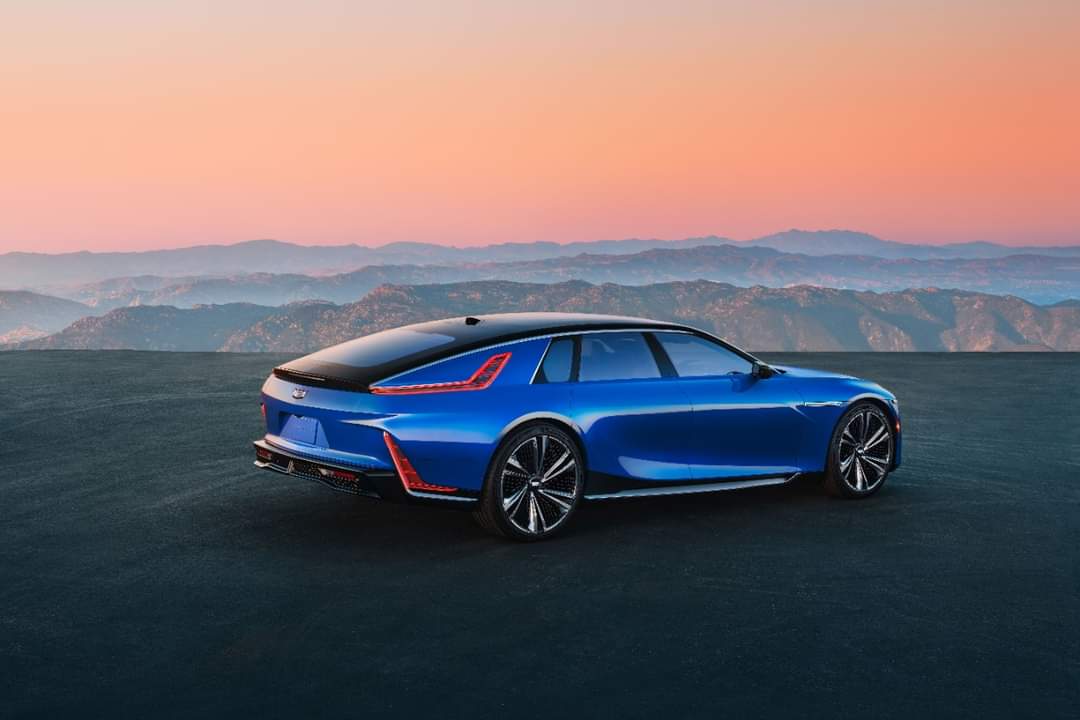 You are currently viewing Cadillac a prezentat modelul său electric de ultralux, Celestiq, al cărui preț de pornire este de 300.000 de dolari