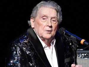 Read more about the article A murit Jerry Lee Lewis, star rock n’ roll, autorul hitului „Great Balls of Fire”
