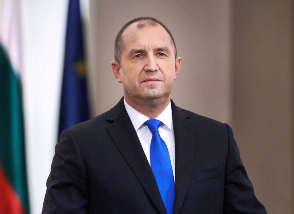 You are currently viewing Președintele Bulgariei: Când vorbim despre sancţiuni, trebuie să fie clar că nu vom permite sancţiuni care dăunează energiei şi economiei Bulgariei