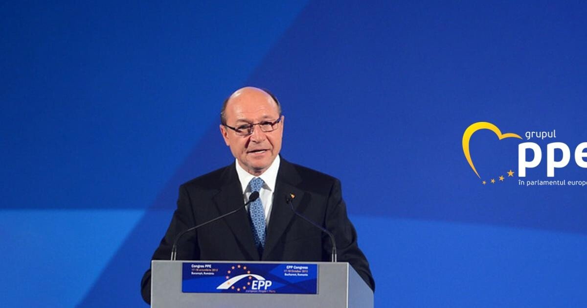 You are currently viewing Lui Băsescu i s-a tăiat microfonul în Parlamentul European când citea lista liderilor europeni apropiați de Putin