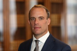 Read more about the article Dominic Raab, ministrul britanic al justiției, acuzat de hărțuire de personalul său
