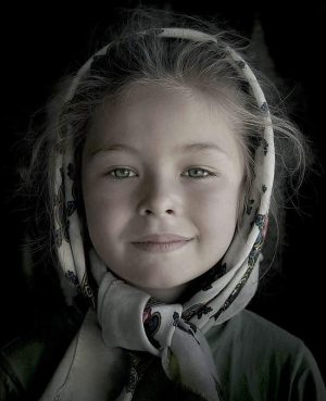 Read more about the article Cea mai premiată fotografie portret din lume, realizată de Kerekes Istvan, în expoziţie la Oradea