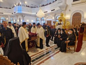 Read more about the article MITROPOLITUL NIFON A PARTICIPAT LA FUNERALIILE ARHIEPISCOPULUI CIPRULUI HRISOSTOM AL II-LEA