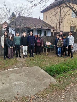 Read more about the article SUB ÎNDRUMAREA BISERICII, AJUTOR LA ÎNCEPUTUL POSTULUI NAȘTERII DOMNULUI, PENTRU FAMILII NEVOIAȘE