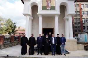 Read more about the article MITROPOLITUL NIFON A EFECTUAT O VIZITĂ PASTORALĂ ÎN PROTOIERIILE PUCIOASA ȘI TÂRGOVIȘTE NORD