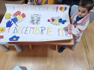 Read more about the article Ziua Națională a României, sărbătorită de copiii din cadrul Centrului de zi „Sfânta Maria”