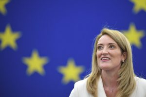 Read more about the article Președinta Parlamentului European, Roberta Metsola, vine în România pentru a discuta cu studenții Facultății de Drept