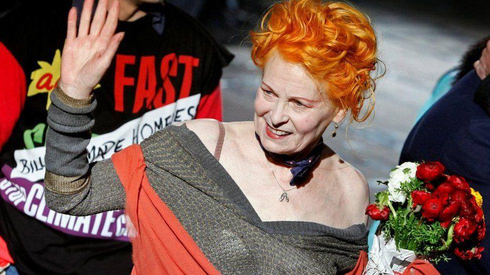 You are currently viewing A murit marea creatoare de modă Vivienne Westwood