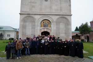 Read more about the article SĂRBĂTOAREA SF. IER. NICOLAE LA MÂNĂSTIREA DEALU DE LÂNGĂ TÂRGOVIȘTE