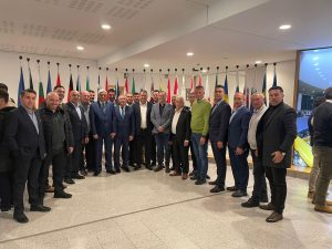 Read more about the article Primarii PNL din județul Dâmbovița, plecați în vizită, la Parlamentul European