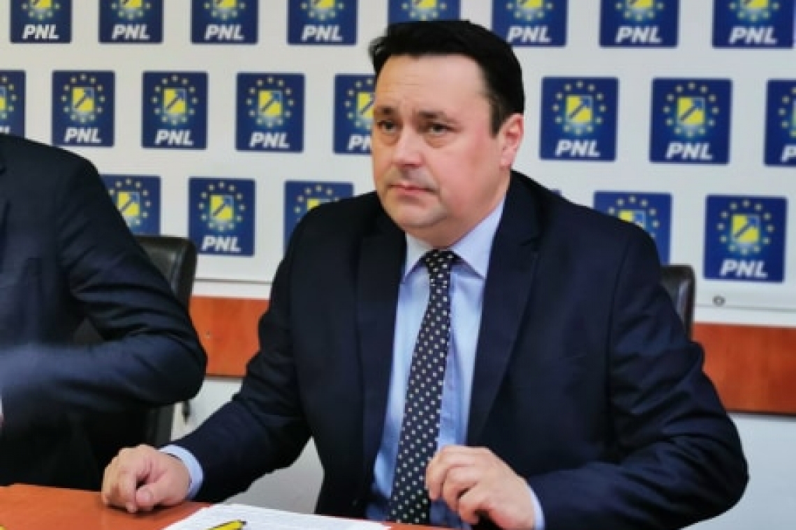 You are currently viewing Primarul Ploieştiului, Andrei Volosevici, suspendat din partid pentru o perioadă de șase luni