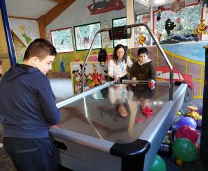 Read more about the article Terapie prin joacă, pentru copii cu dizabilități din Târgoviște