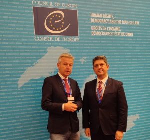 Read more about the article Titus Corlățean: Aștept cu mare interes ca decidenții din Executivul român, care gestionează dosarul Schengen, să ne facă o vizită la Parlament