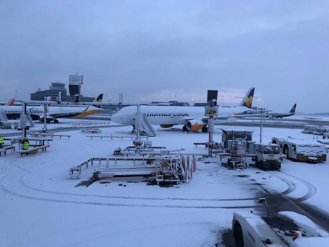 You are currently viewing Aeroportul Manchester din nordul Angliei, închis temporar din cauza zăpezii
