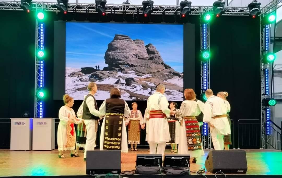 Folclorul românesc, admirat la Stuttgart