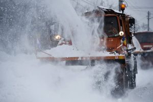 Read more about the article Atenție, se circulă în condiții de iarnă, în zona montană dâmbovițeană