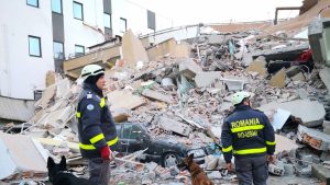 Read more about the article România trimite a doua echipă de salvare în Turcia