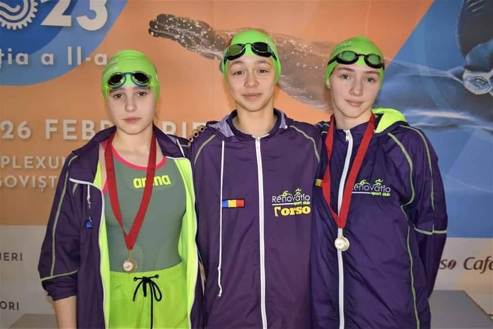 You are currently viewing 7 medalii, printre care una aur, obținute de înotătorii de la Renovatio Sport Club în prima zi a Cupei Rotary Târgoviște Contratimp