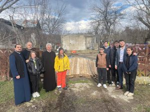 Read more about the article AJUTOR PENTRU DOUĂ FAMILII NEVOIAȘE LA PAROHIA GURA OCNIȚEI