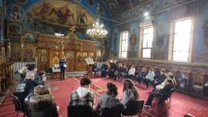 Read more about the article ACTIVITATE CU TINERII LA PAROHIA RĂZVADUL DE JOS