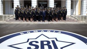 Read more about the article Klaus Iohannis crede că SRI funcţionează impecabil chiar fără un director civil