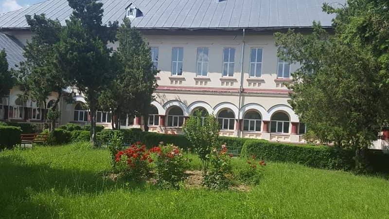 You are currently viewing Liceul „Dr. C Angelescu” din Găești va fi reabilitat
