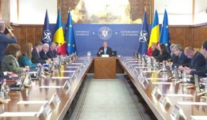 Read more about the article Nicolae Ciucă: Sunt convins că dascălii noștri înțeleg apelul la încredere și rațiune pentru a înceta această grevă și pentru a putea să finalizăm anul de învâțământ
