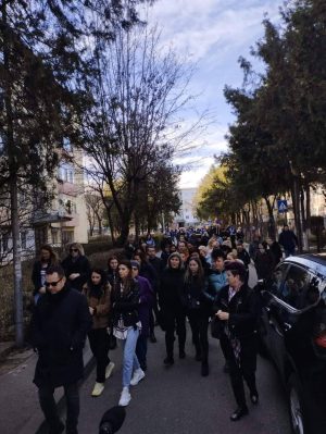 Read more about the article Inspector școlar dâmbovițean, despre conflictul de la școala nr. 5 din Târgoviște: cred că problema principală este a părinților