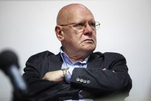 Read more about the article Răzvan Theodorescu va fi înmormântat miercuri, cu onoruri militare, la Cimitirul Bellu