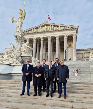 Read more about the article Titus Corlățean a participat la prima vizită oficială a unei delegații din țara noastră, la Viena, după veto-ul dat de Austria României