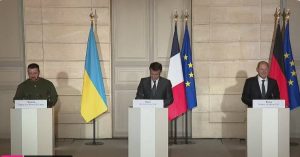 Read more about the article Volodimir Zelenski şi Olaf Scholz s-au întâlnit, la Palatul Elysee, cu Emmanuel Macron