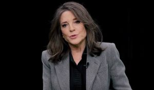 Read more about the article Democrata Marianne Williamson intră în cursa pentru Casa Albă