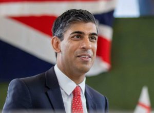 Read more about the article Prim-ministrul britanic Rishi Sunak, anchetat pentru conflict de interese