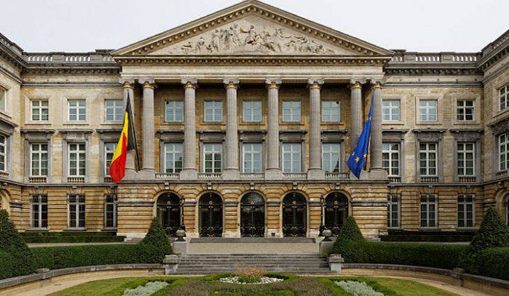 You are currently viewing Guvernul belgian interzice angajaților săi folosirea aplicației TikTok pe telefoanele de serviciu