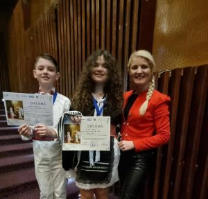 Read more about the article Premii importante, obținute, la festivaluri naționale, de doi elevi ai Școlii Populare de Arte din Târgoviște