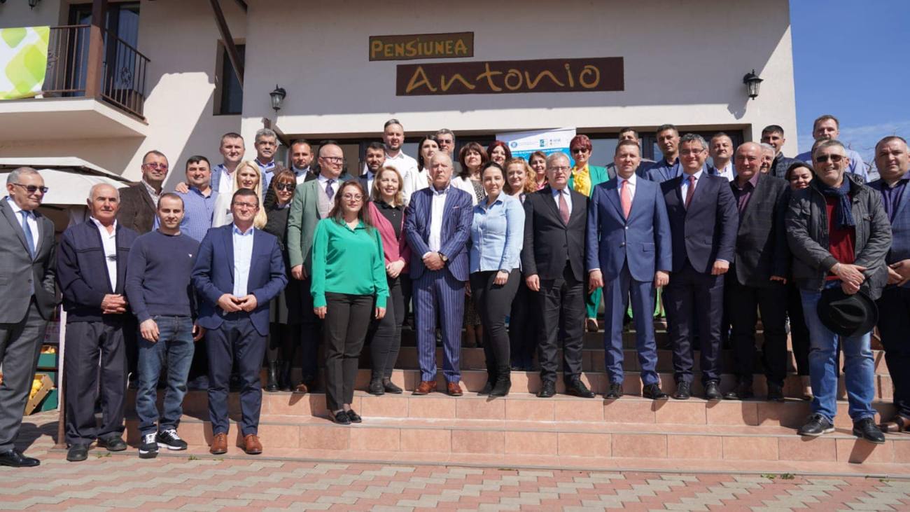 You are currently viewing Grupul de Acțiune Locală „Valea Ialomiţei” a sărbătorit, astăzi, 10 ani de activitate