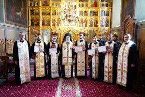 Read more about the article ACORDAREA DUHOVNICIEI UNOR TINERI PREOȚI ÎN ARHIEPISCOPIA TÂRGOVIȘTEI