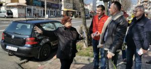Read more about the article Flori și mărțișoare, pentru locuitoarele din Târgoviște, Băleni și Bucșani, din partea PSD Dâmbovița