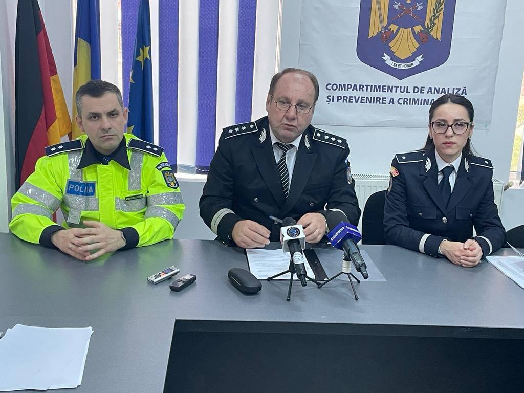 You are currently viewing Inspector șef IPJ Dâmbovița: Vă asigur că nu voi utiliza, pe timpul mandatului meu, mașini neincripționate pentru aparatul radar