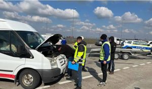 Read more about the article Vezi rezultatele acțiunilor de control tehnic în trafic efectuate de Registrul Auto Român în anul 2025!