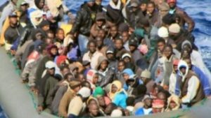 Read more about the article Operațiune amplă de salvare a unui grup de migranți în Canalul Mânecii